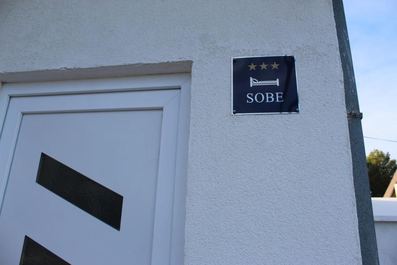 Studio Apartman/Sobe V&G Kaštela Esterno foto